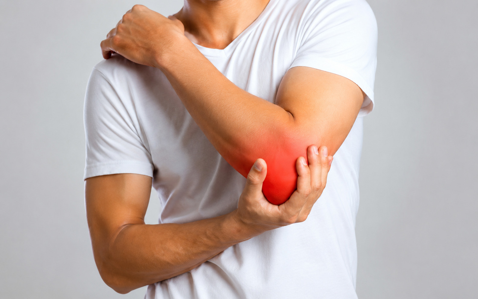 Tennis Elbow Symptoms: Early Warning Signs You Shouldn’t Ignore